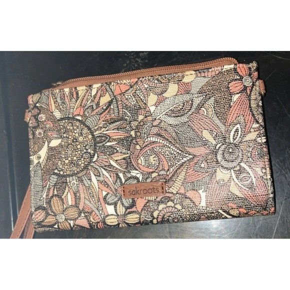 SAKROOTS Olympic Smartphone Crossbody Purse Bag Wristlet Sienna Brown - Picture 3 of 7